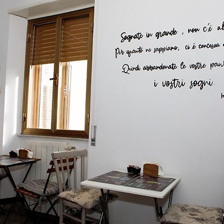 オルゴーゾロ Santu Bustianu Bed & Breakfast エクステリア 写真